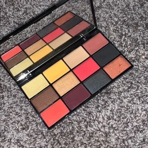 nyx fire palette